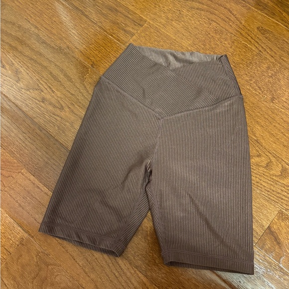 NWOT Aerie Offline Ribbed Shine High Waisted Crossover 7” Biker Shorts - Picture 4 of 5